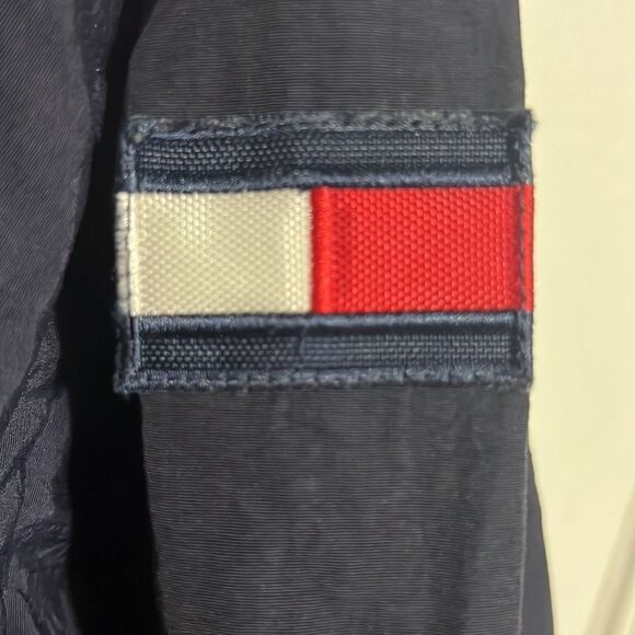 🔥 Vintage TOMMY HILFIGER Hooded Nylon Windbreaker Jacket - EXCELLENT - Men Sz M - Picture 7 of 16